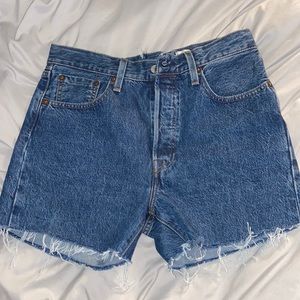 Levi’s shorts